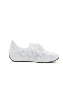 Ara - Lisbon Lace Runner