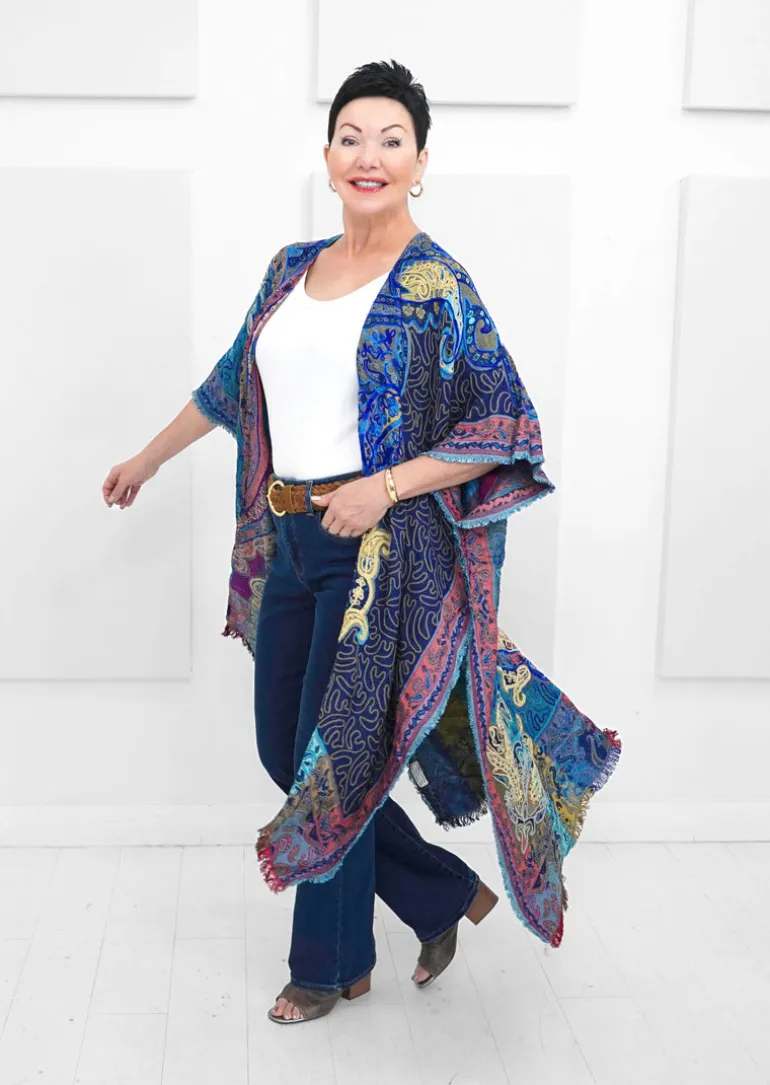 Rapti - Embroidered Long Ruana